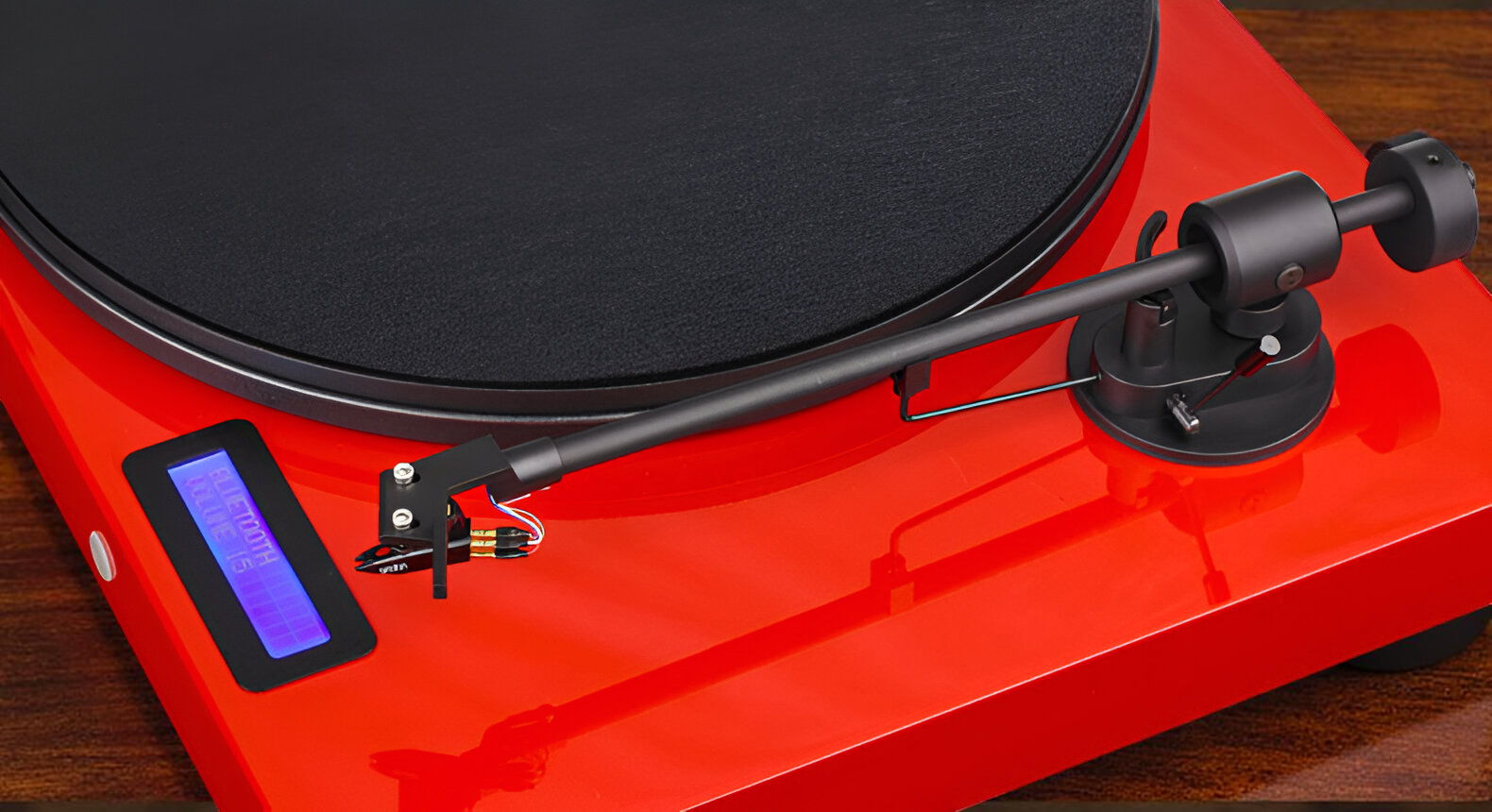 Pro-Ject Juke Box E1 Turntable with Factory-Installed O... 2