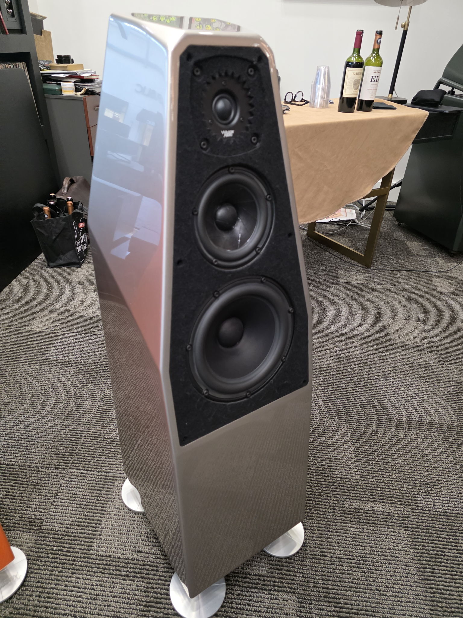 Wilson Audio Sabrina X Wilson Audio Certified Authentic...