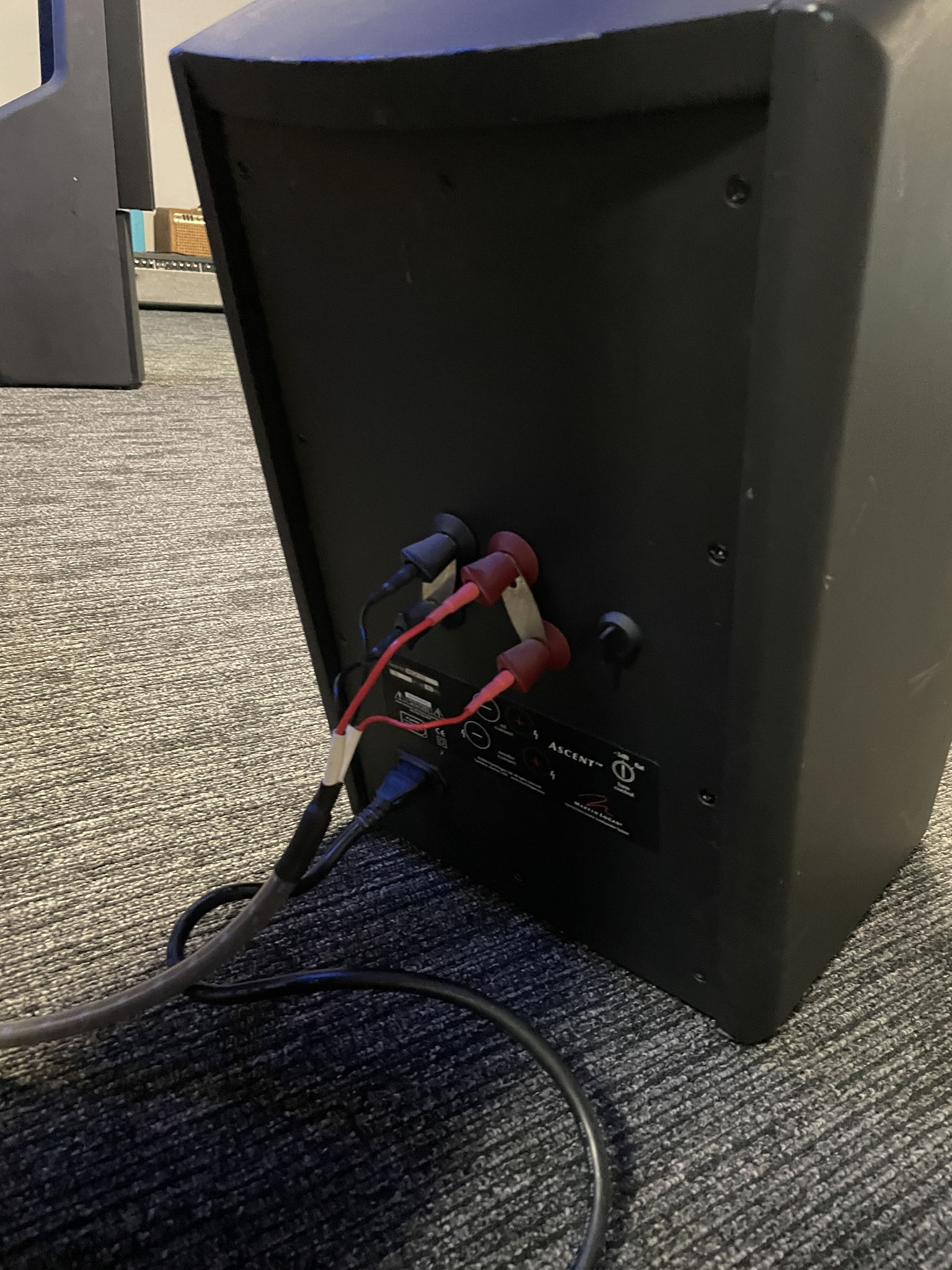 1/pr Martin Logan Ascent floor speakers in blk, play co... 6