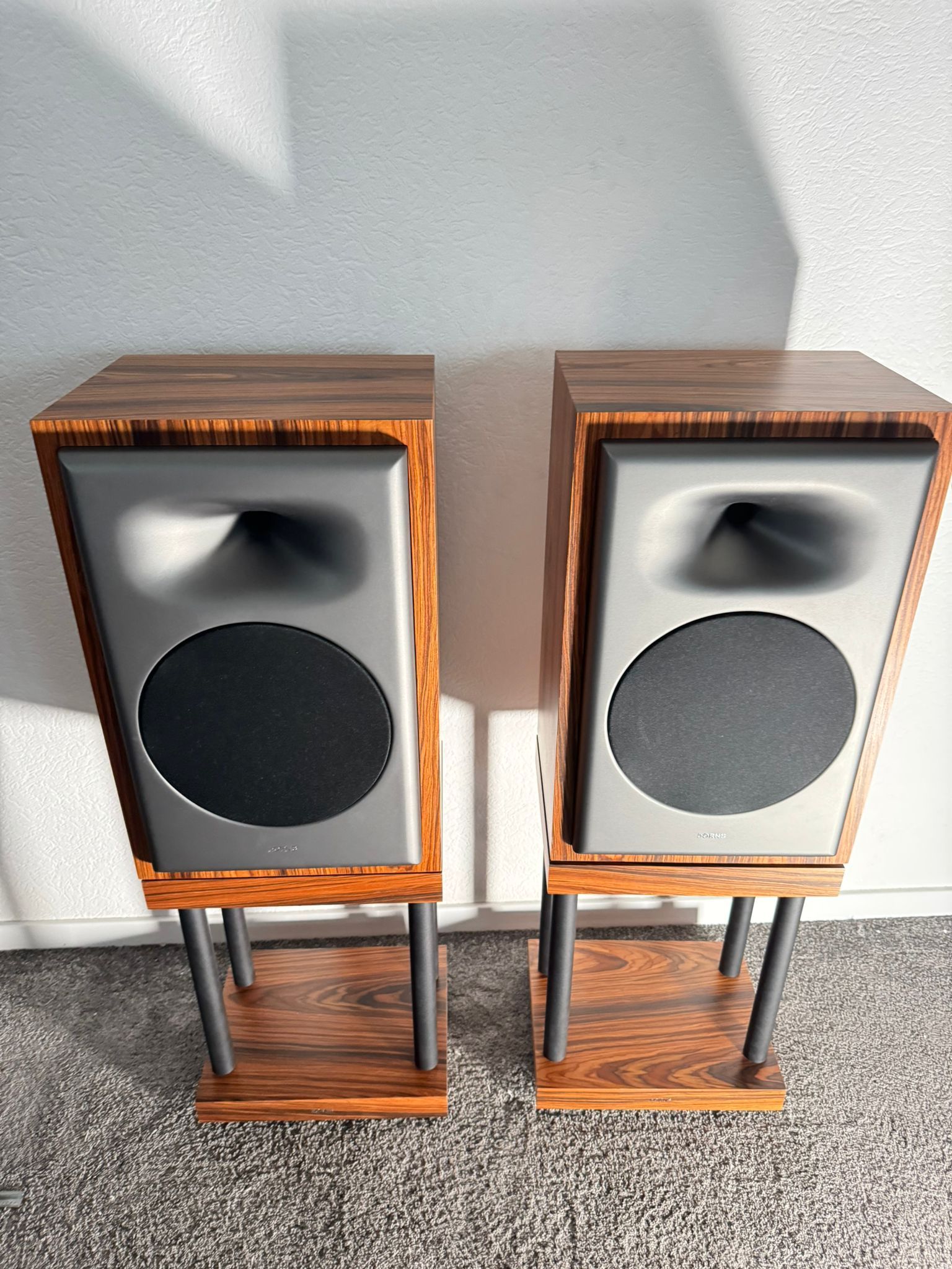 hORNS by Autotech POLAND FP-10 MK3 speakers with stands... 2