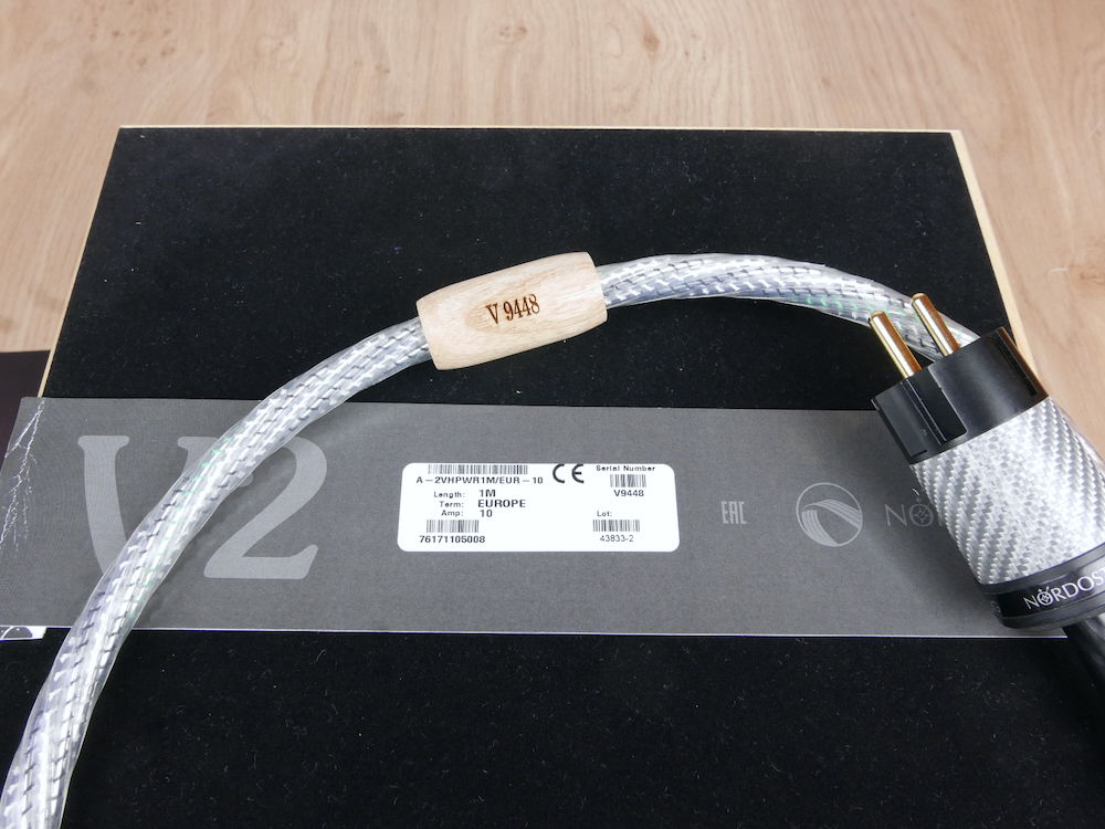 Nordost Valhalla 2 Reference highend audio power cable ... 4