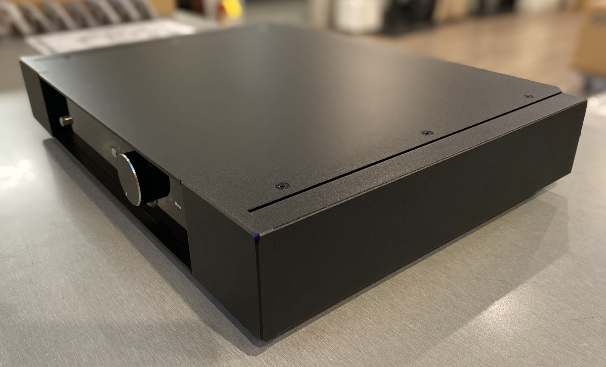 Rega Elex-R Integrated Amplifier 3