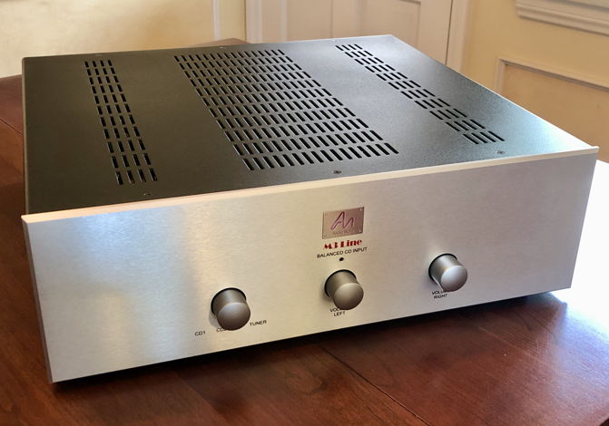 Audio Note UK M3 Line preamplifier with Balanced CD Inp...