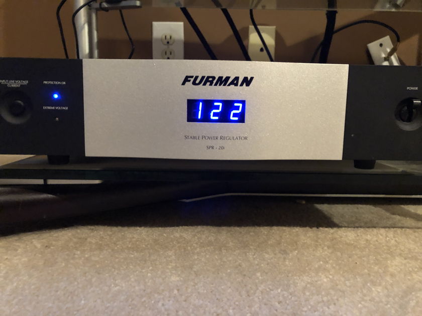 Furman SPR20i Protection and power conditioning for 20 -amp circuits