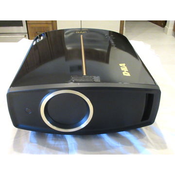 Home Theatre Projector - JVC DLA-RS35