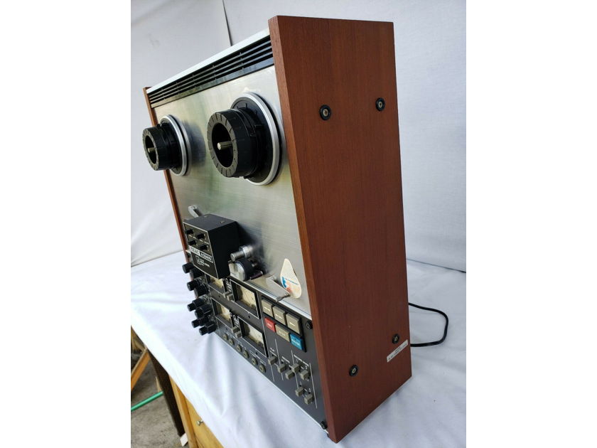 Teac A-3340s Reel-to-Reel. Near Mint condition, working well!