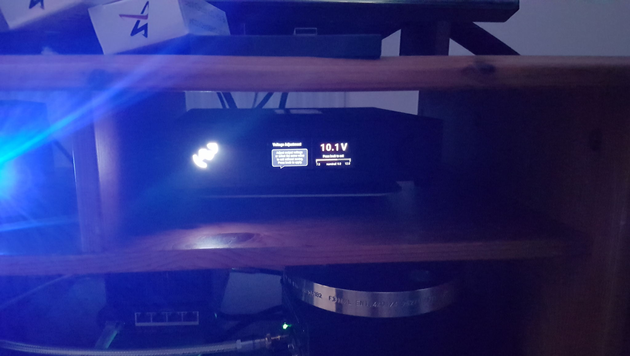 Hybrid power supply , extremely flexible in delivery of output