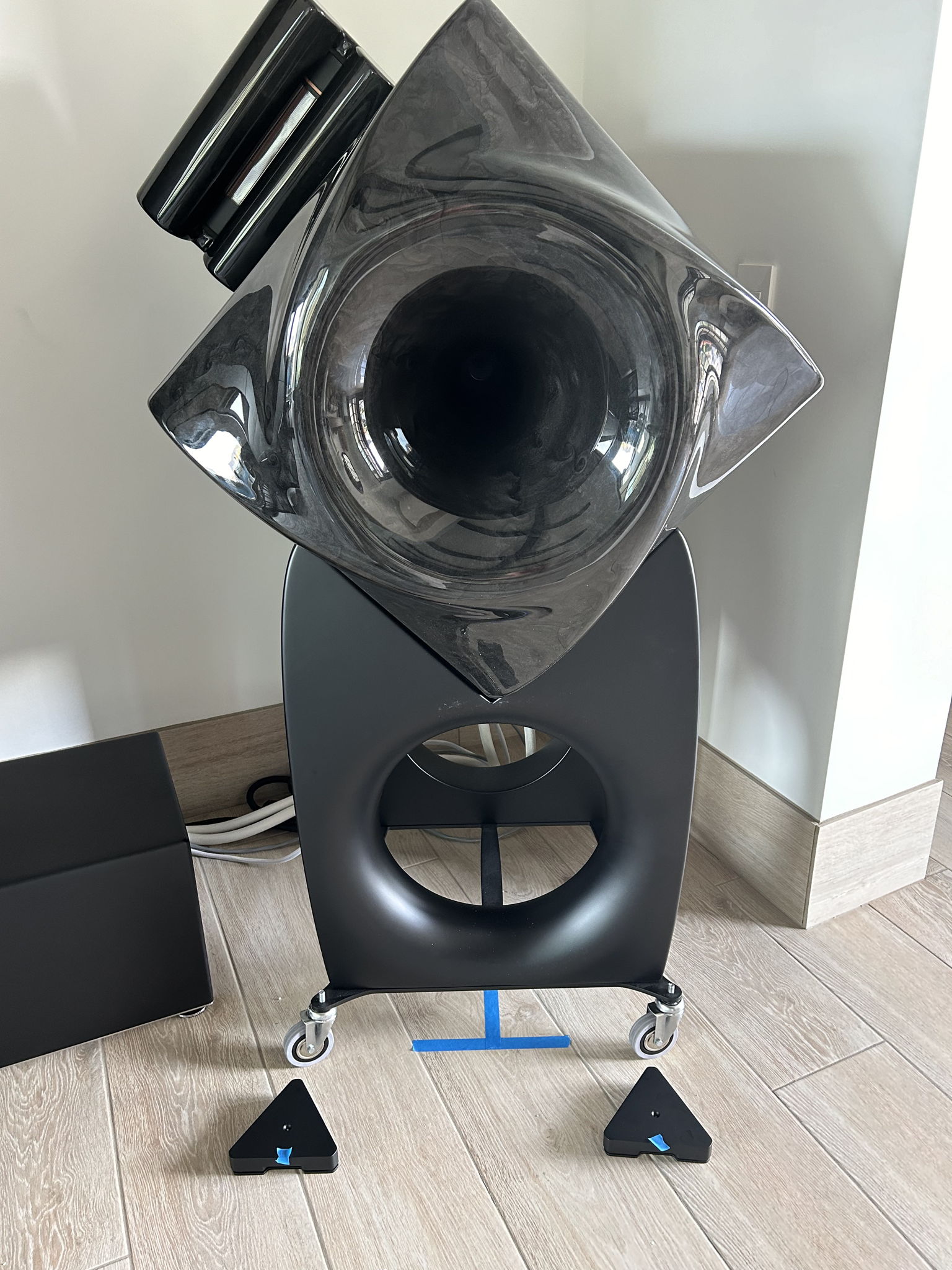 Aries Cerat Aurora Speakers