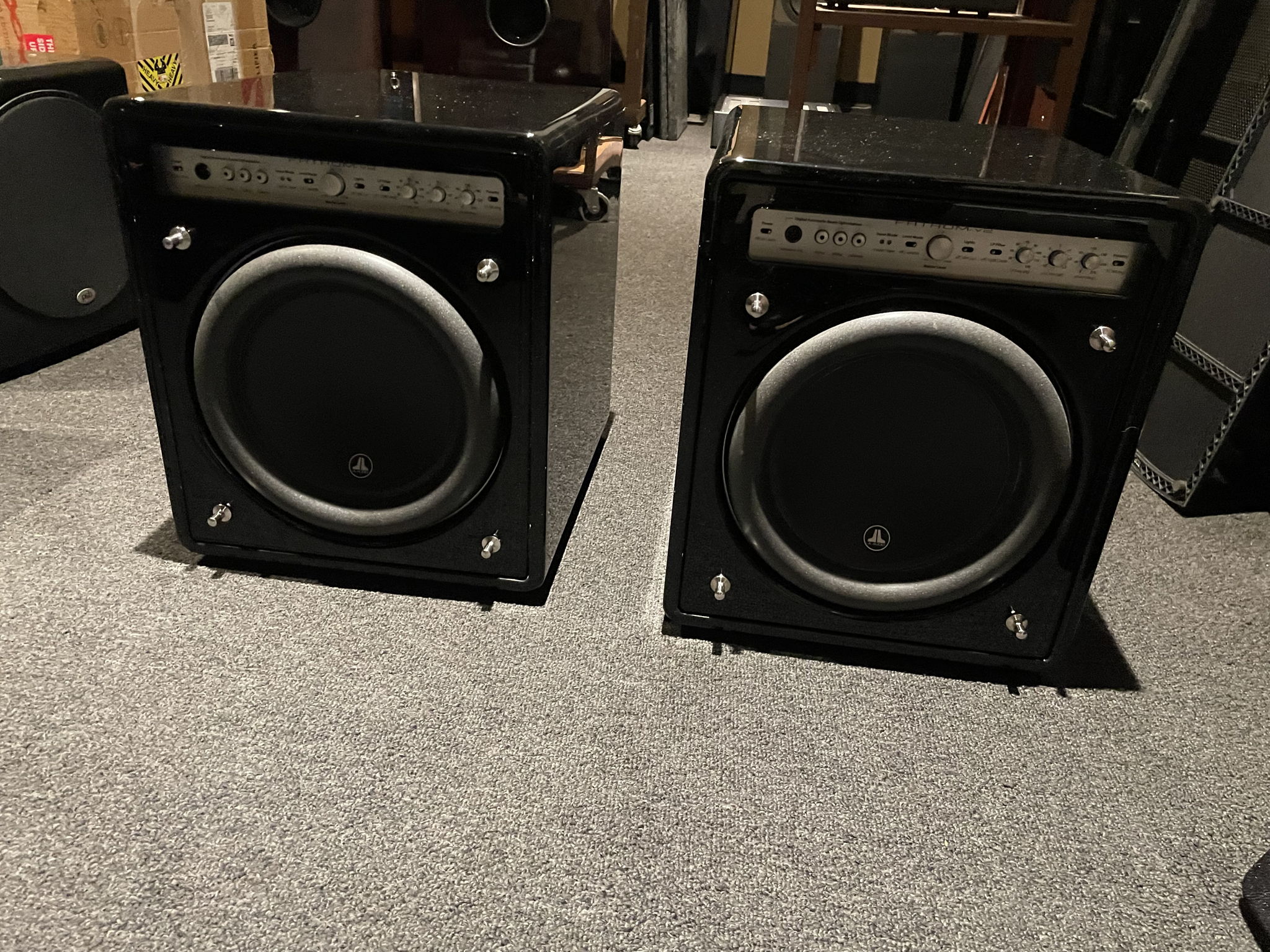 JL Audio F110v2