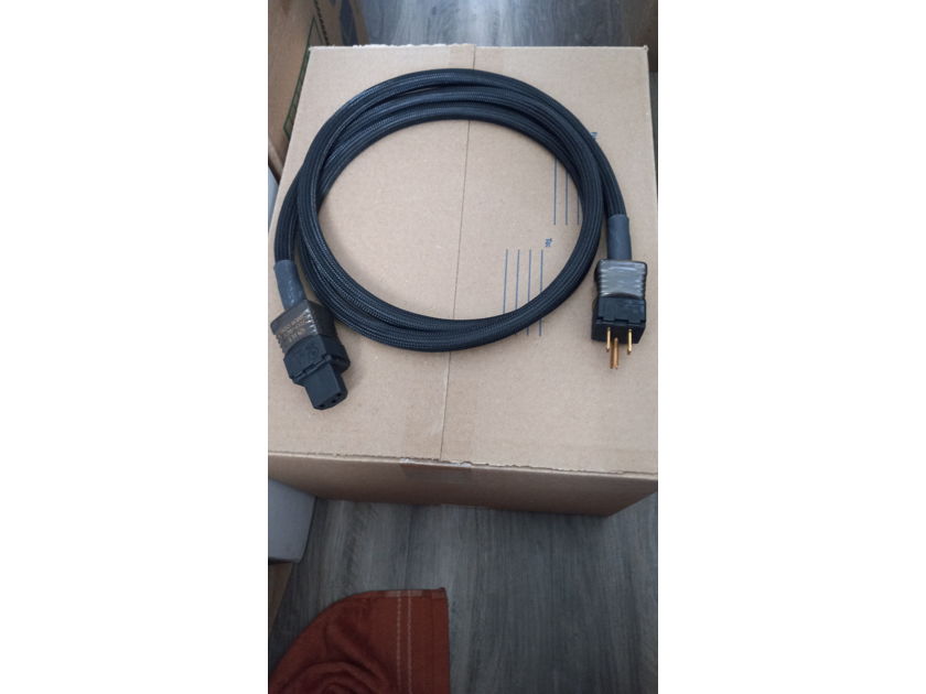 Harmonic Technology PRO-11 Power Cord 2 meters REVISED PRICE REDUCTION OFFER $335 BRAND NEW Flawless Perfect No Fingerprints 🙏