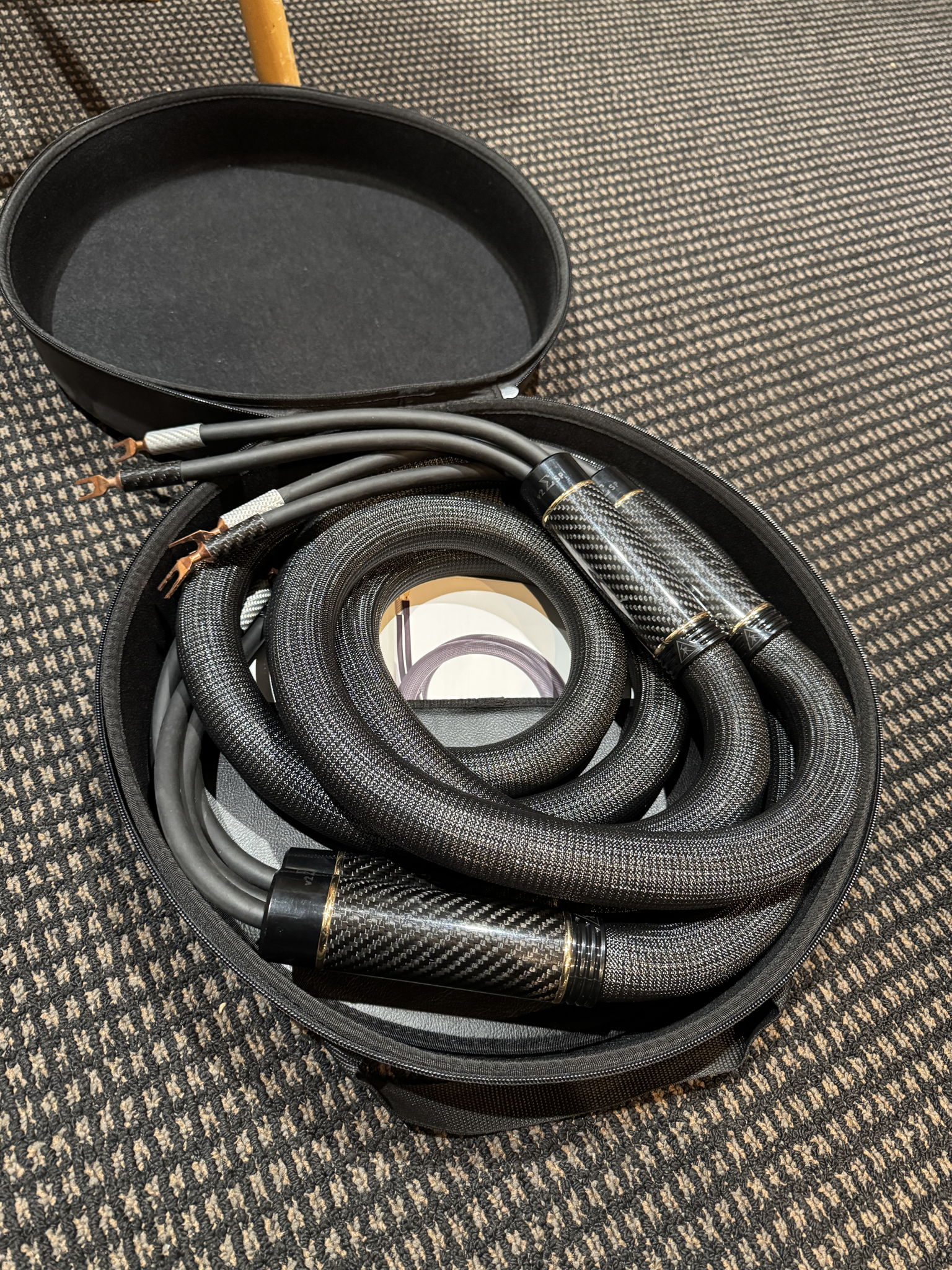 Shunyata Research Sigma v2 speaker cable, 2.5m, Store Demo