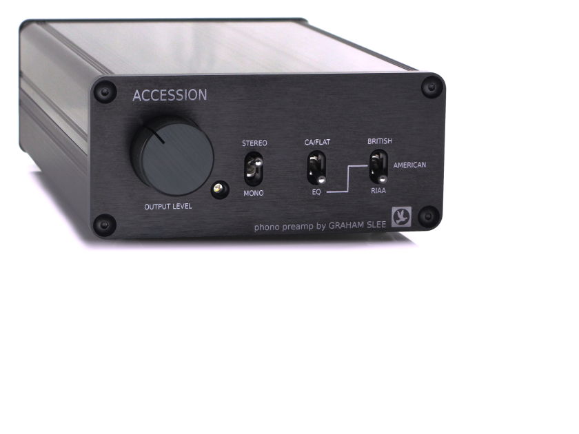 Graham Slee Accession M (Moving Magnet) Phono Preamp w/PSU1 -NEW