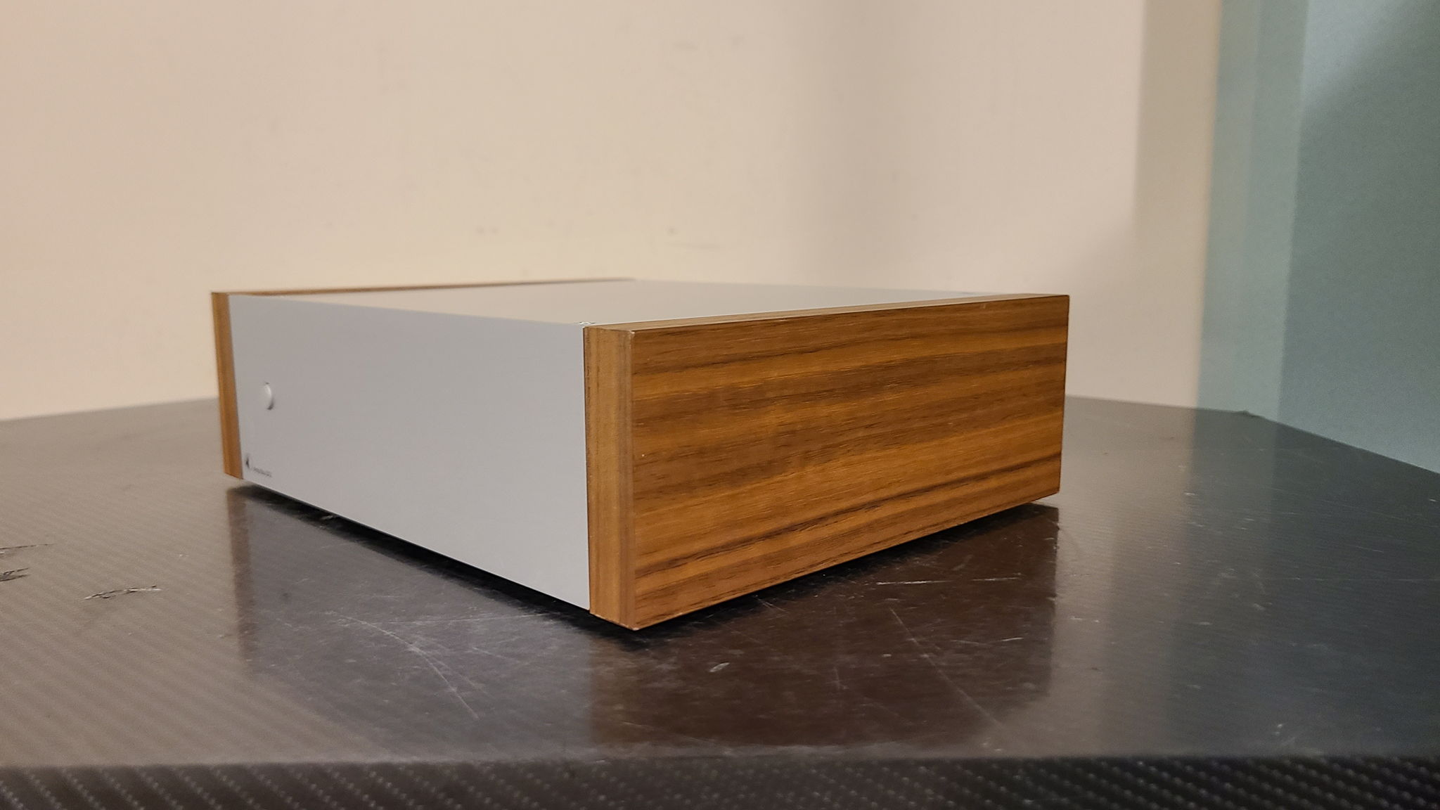 Pro-Ject Audio Systems Amp Box DS2 Power Amplifier 2