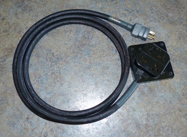 Signal Cable Inc. 15-20 Amp Power Block Hubbell Recepta...