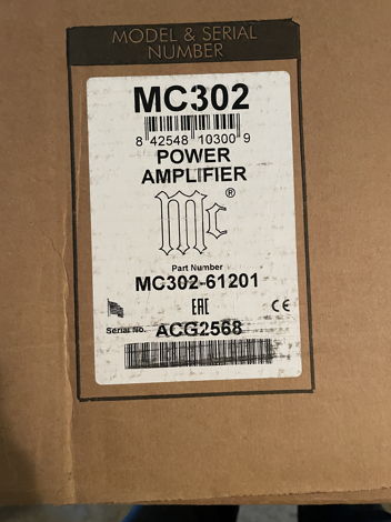 McIntosh MC302 stereo amplifier - mint customer trade-in