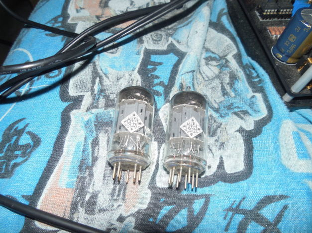 2 tightly matched Telefunken rib plate  12ax7 tubes