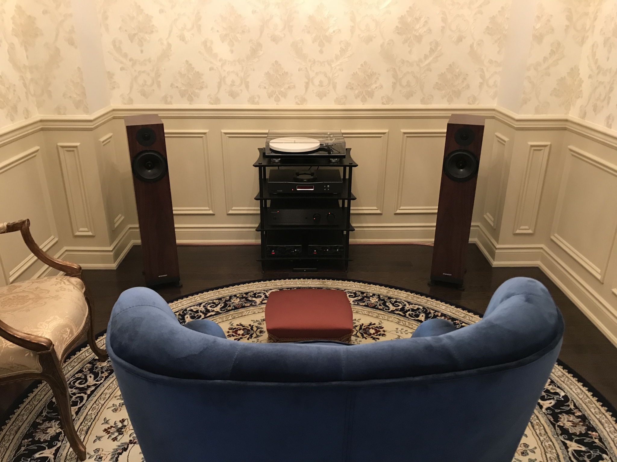 British HiFi in a tiny intimate Library 