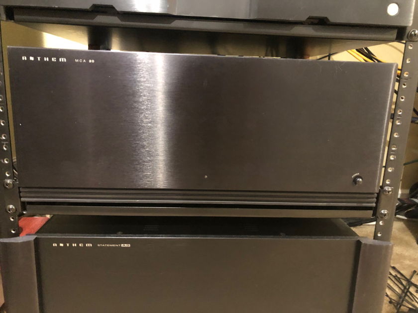 Anthem MCA-20 Amplifier 2 X 225 Watts