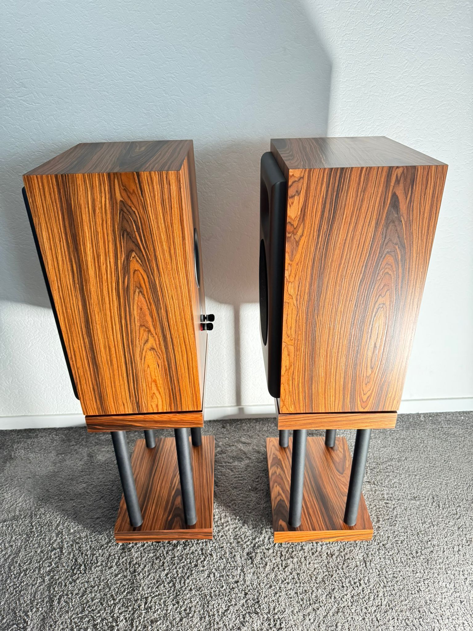 hORNS by Autotech POLAND FP-10 MK3 speakers with stands... 15