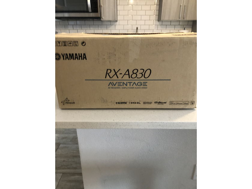 Yamaha RX-830