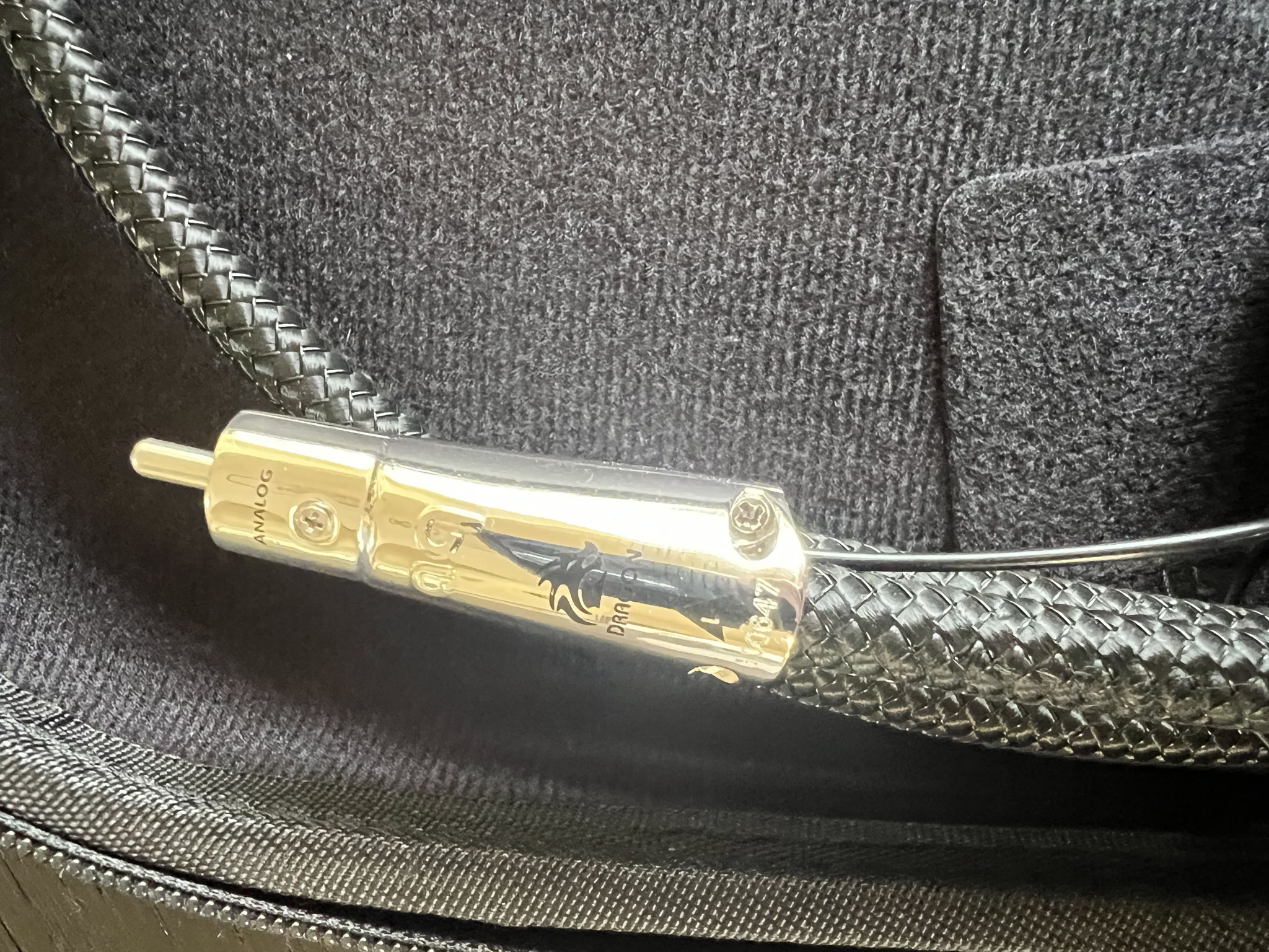 AudioQuest Dragon RCA interconnect 4