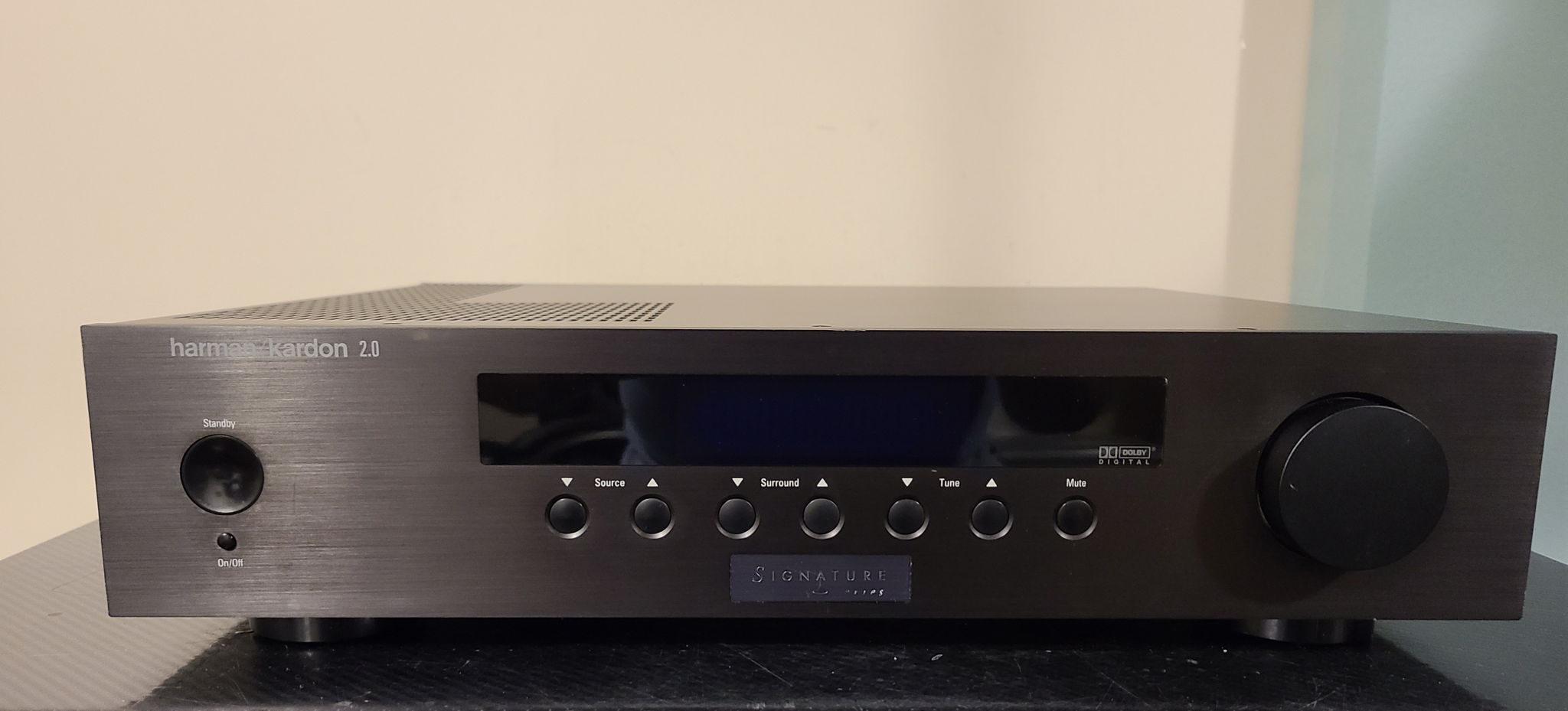 Harman Kardon Signature 2.0 Preamplifier 2