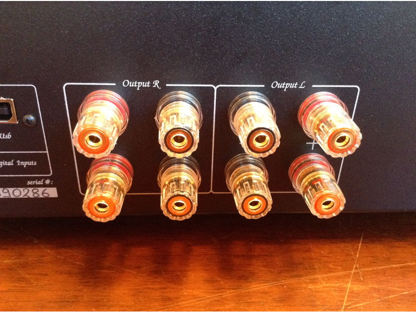 Unison Research Unico Due (w/DAC and Phono) - like new - Free PayPal and shipping!