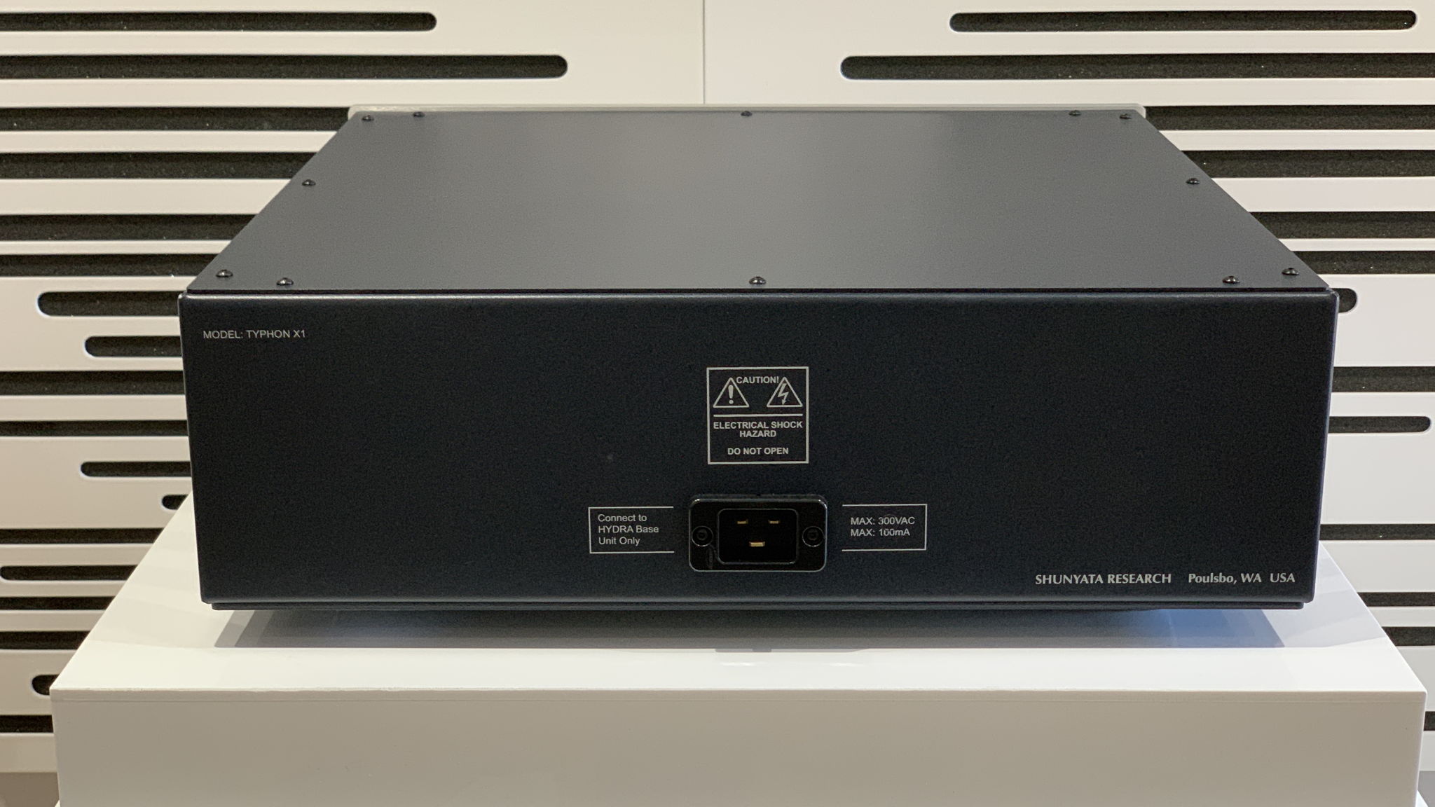 SHUNYATA RESEARCH HYDRA TYPHON X1 POWER DISTRIBUTOR (NO... 4