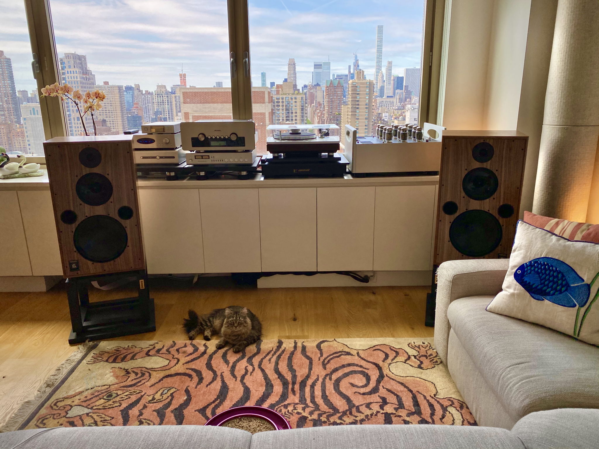 Audio high in the sky of Manhattan