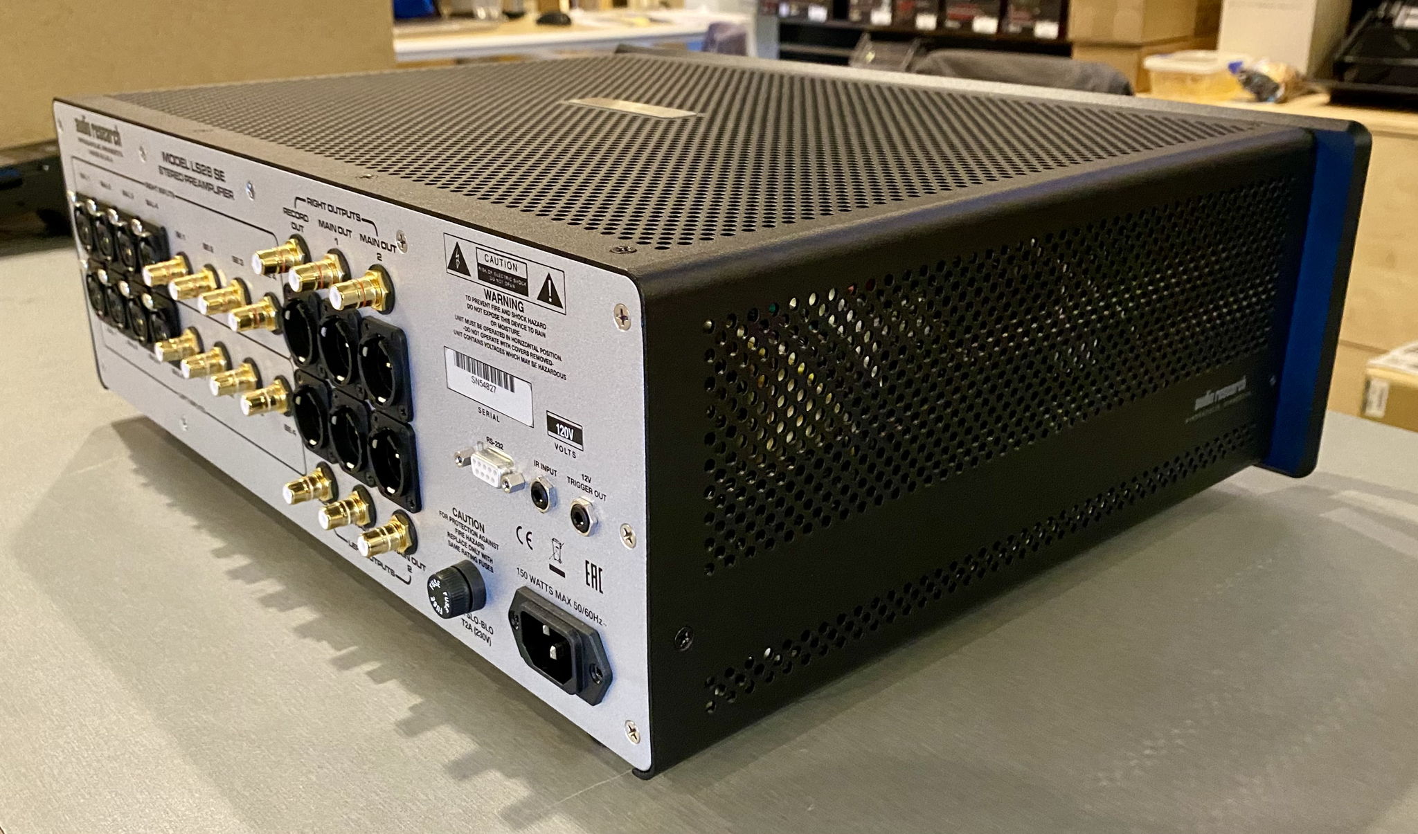 Audio Research LS 28SE Line-Stage Preamplifier | Black 6