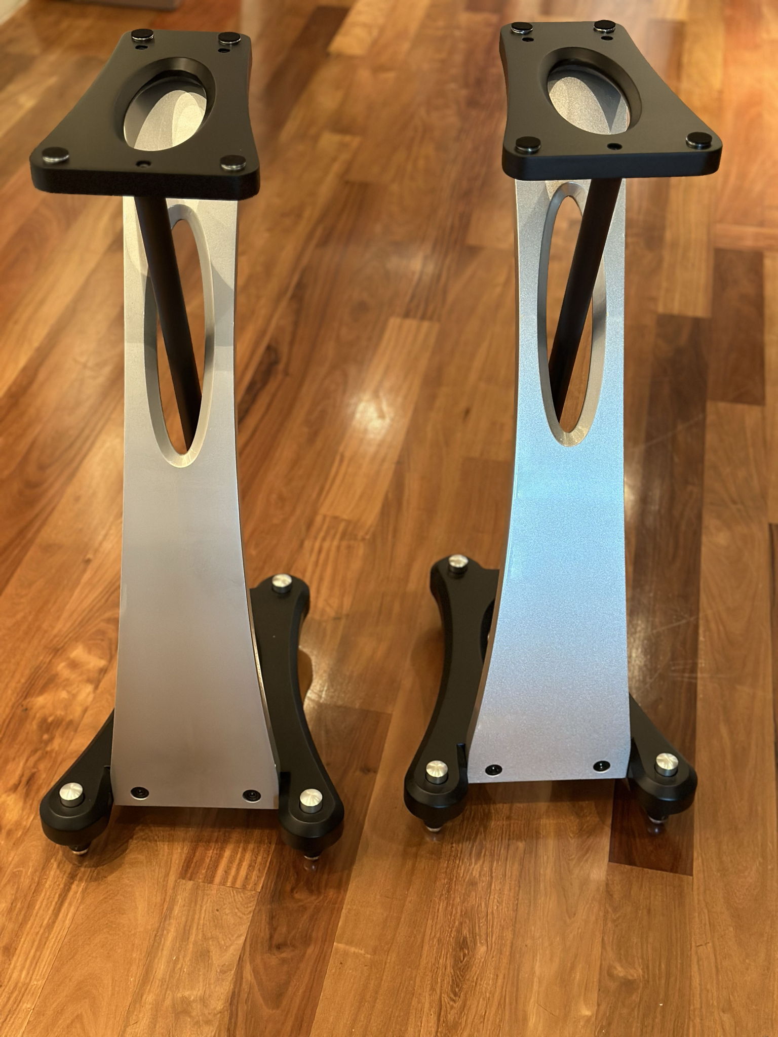 Raidho D-1 Loudspeakers with Original Stands 5