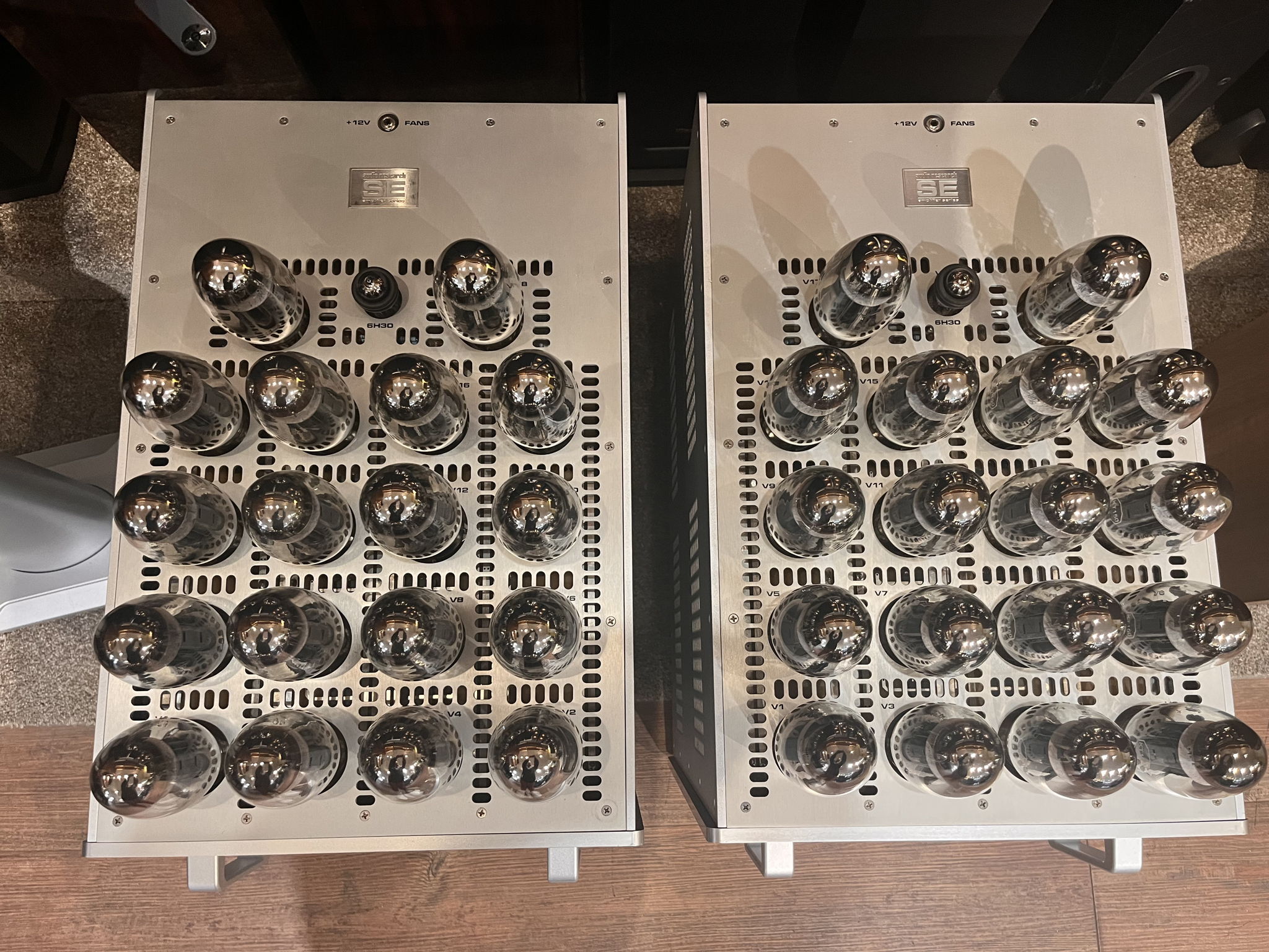 Audio Research Reference 750SE Mono Power Amps: Excelle... 3