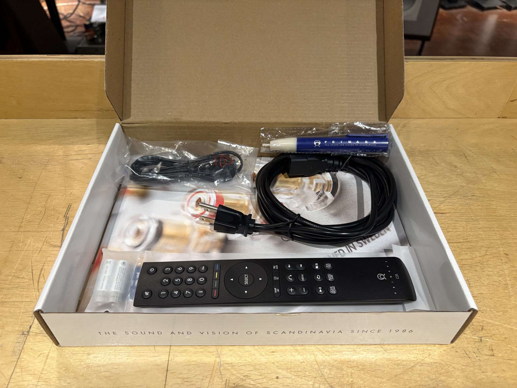 Primare DD15 CD Transport w/ Box, Manual & Remote - Min... 8