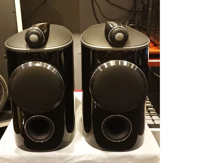 Bowers & Wilkins B&W 805 D4 Bookshelf Speakers (Pair) Black Excellent condition
