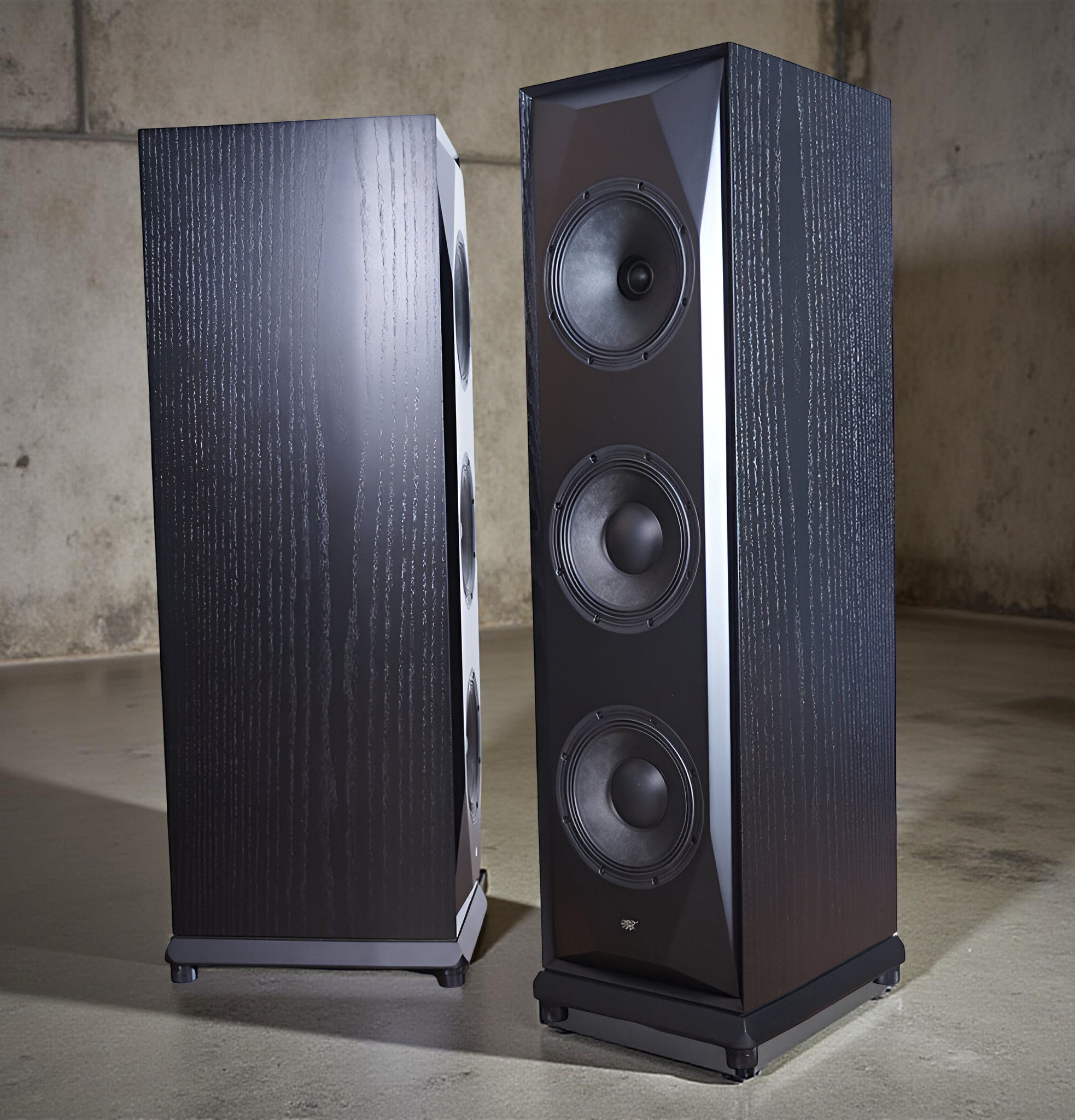 MoFi Electronics SourcePoint 888 Floorstanding Speakers... 2