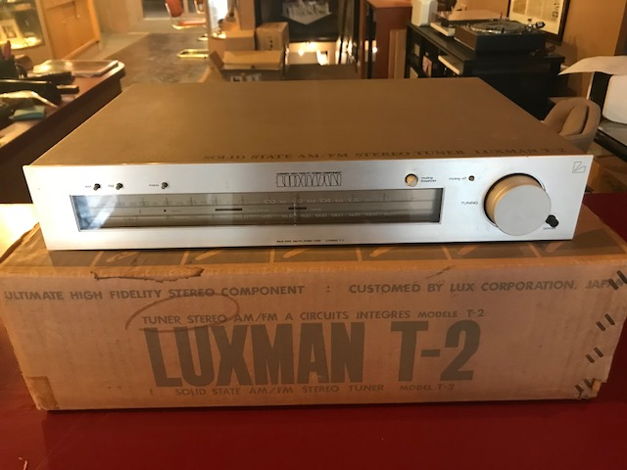 Luxman T-2