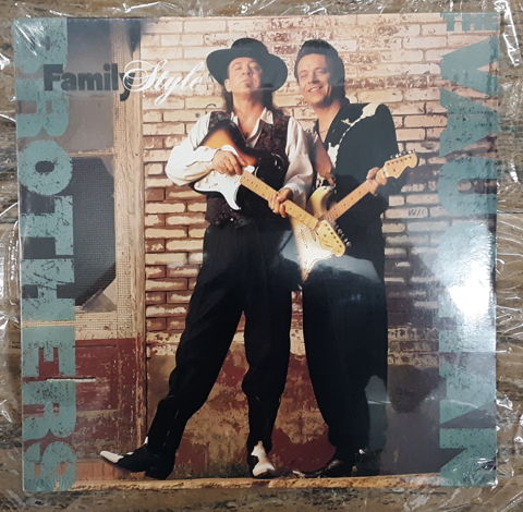 The Vaughan Brothers - Family Style 1990 Original Press...