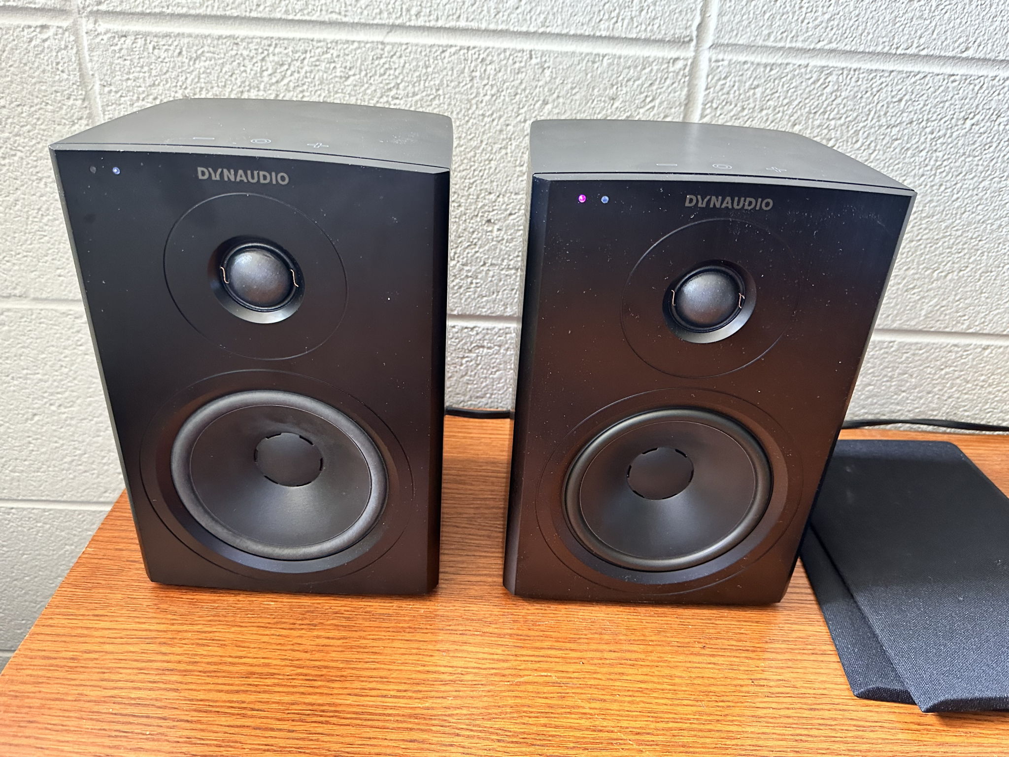 Dynaudio XEO 10 6