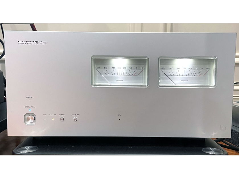 Luxman  M-10X Power Amplifier LIKE NEW - only 200 hours of used