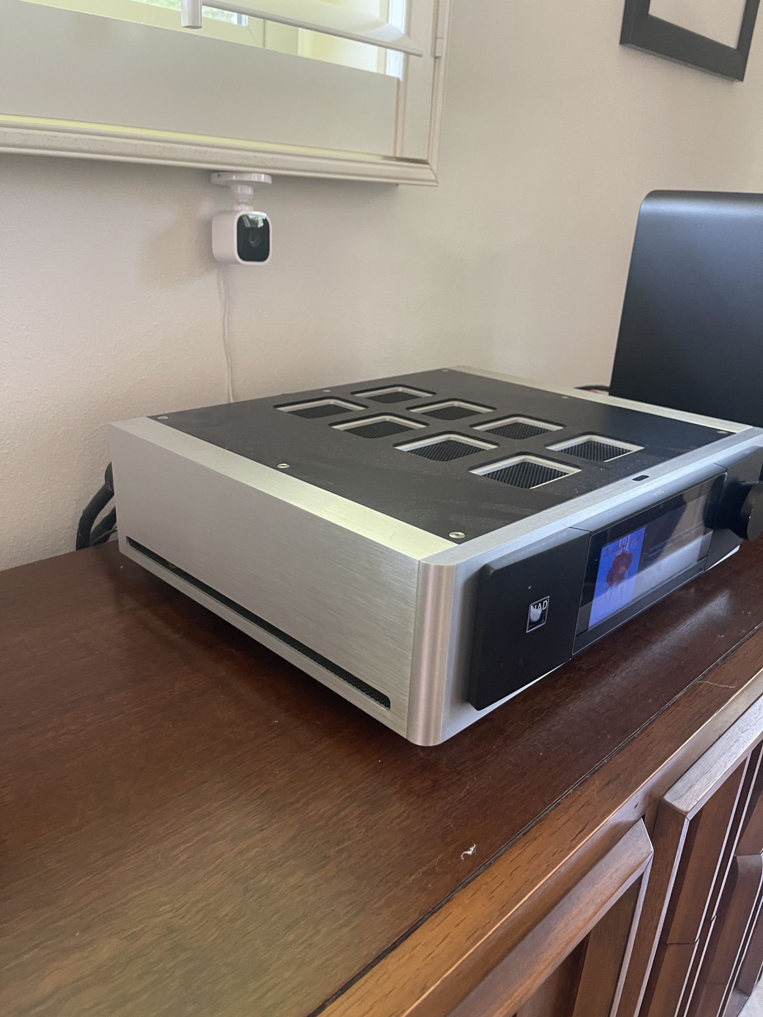 NAD M33 Integrated Streaming Amp and DAC Plus UMIK-1 Ca... 4
