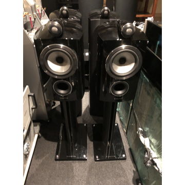 B&W (Bowers & Wilkins) 805d3 with stands LOCAL PICKUP o...