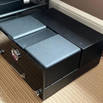 VAC Signature 200iQ : Reference Tube Amplifier - Trades...