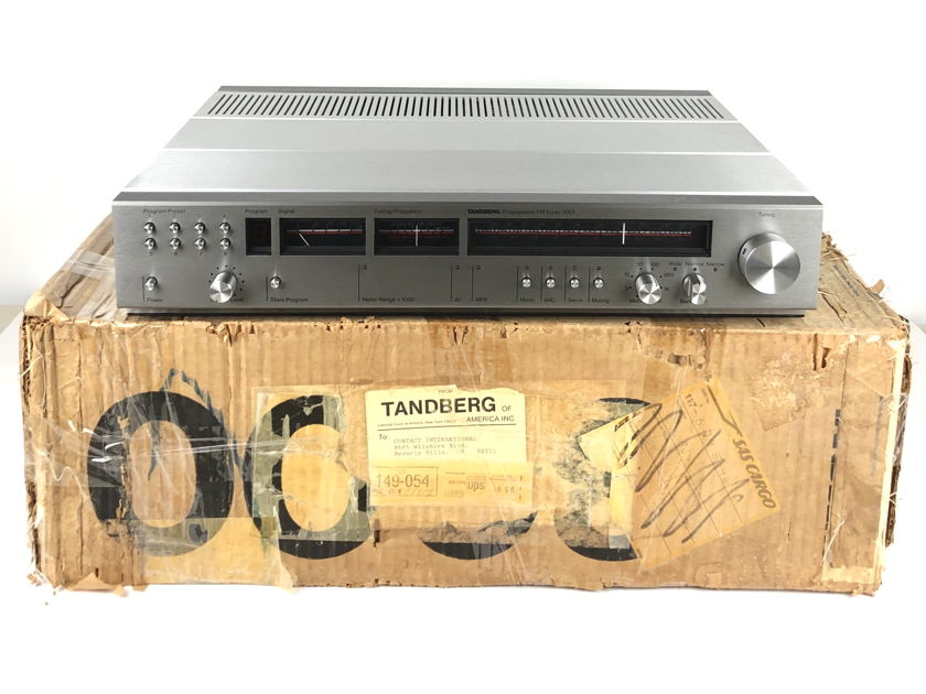 Tandberg TPT 3001 Programmable FM Stereo Tuner Radio w/ Org. Box 115/230V