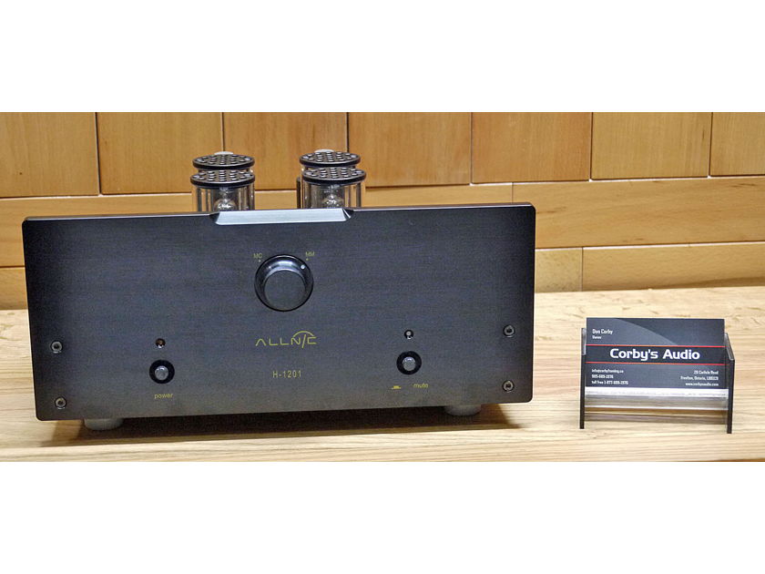 Allnic Audio H1201 phono stage
