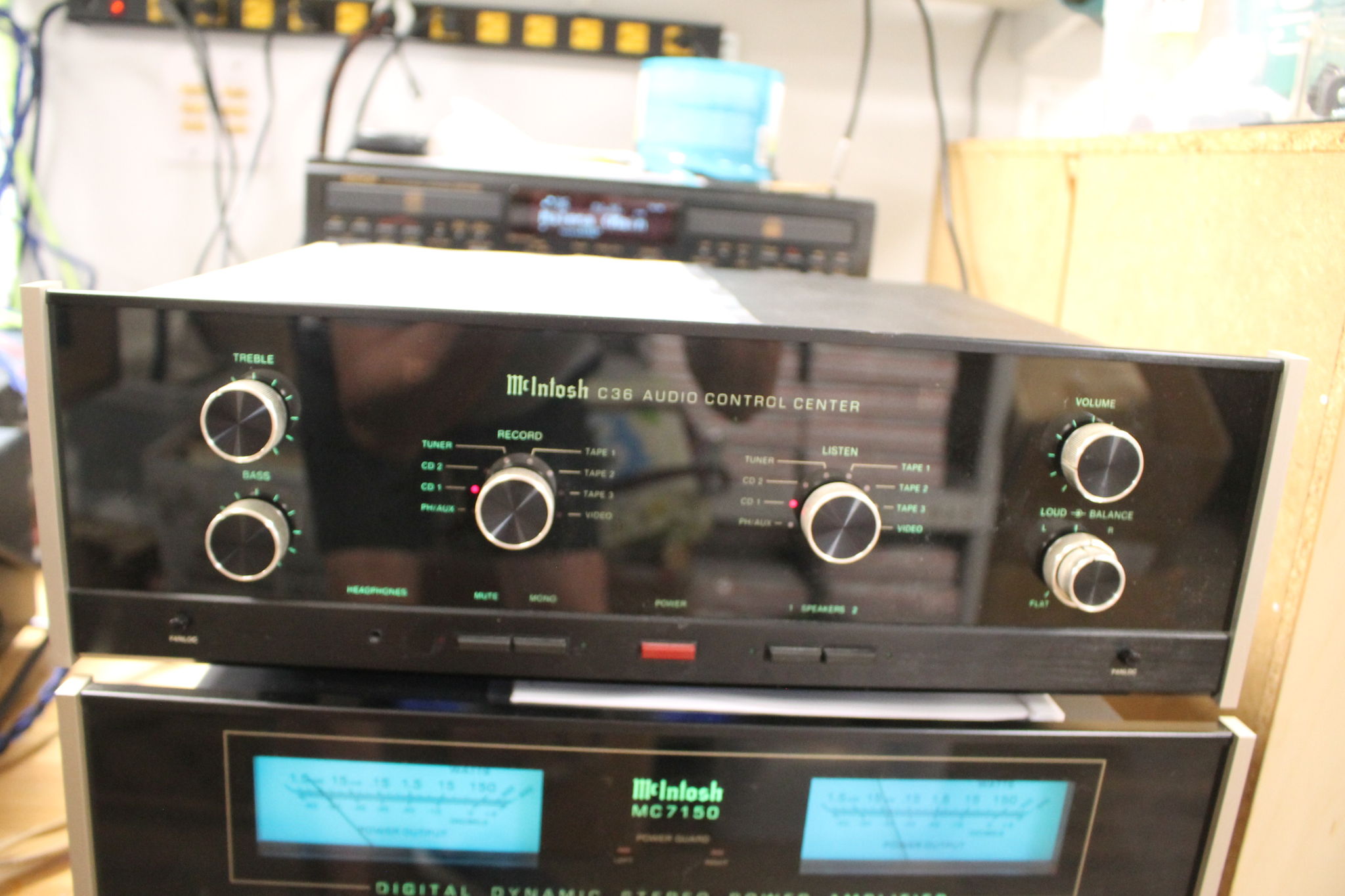 McIntosh C36 Preamplifier Audio Control Center 7