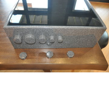 Essence Jasper Reference Preamp