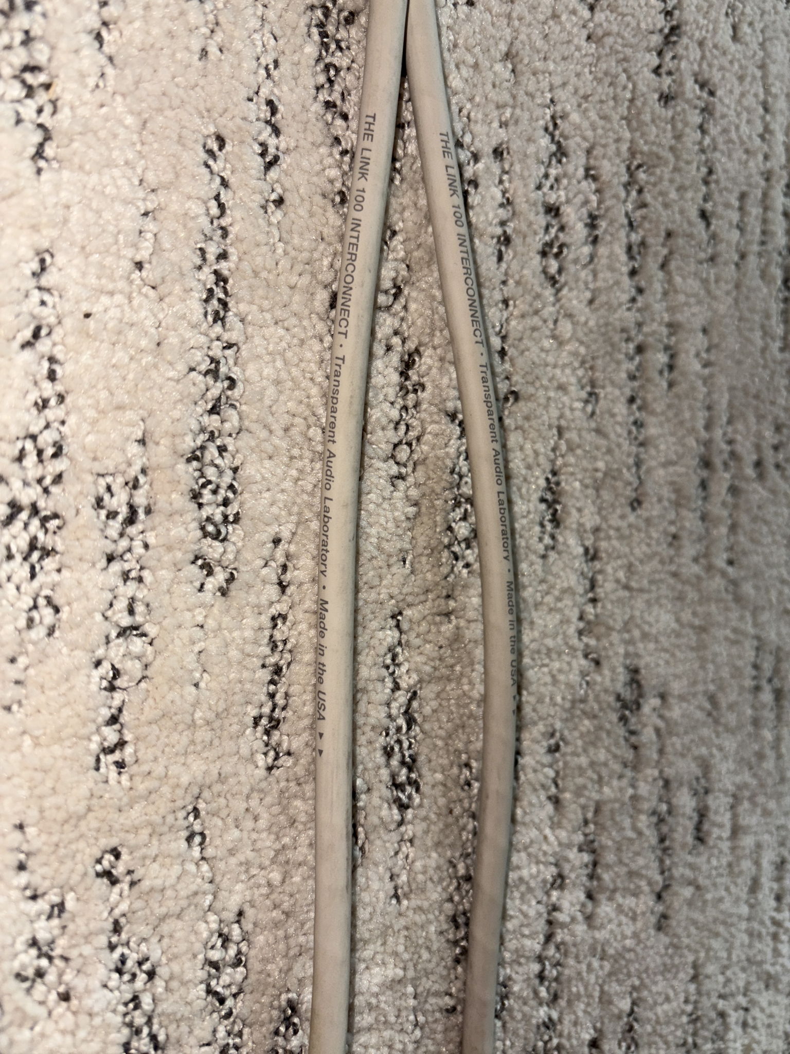 FOR SALE: Transparent The Link 100 RCA Cables, 1M