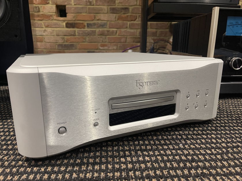 Esoteric K01-XD SACD Player, Silver, nearly new!  Bitcoin BTC Accepted