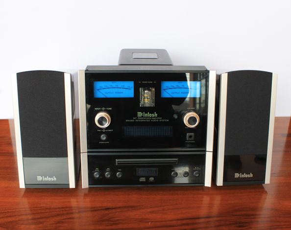 McIntosh MXA60 Integrated Audio System
