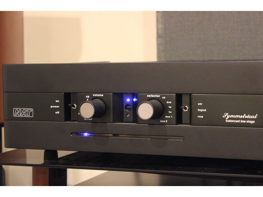 NAT Symmetrical Fully Balanced Tupe Preamplifier "Excellent"
